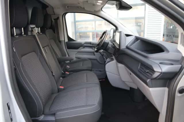 Ford Transit Custom (2024) thumbnail 9