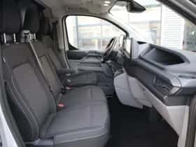 Ford Transit Custom (2024) thumbnail 9