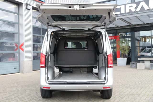 Mercedes-Benz Vito (2020) thumbnail 3