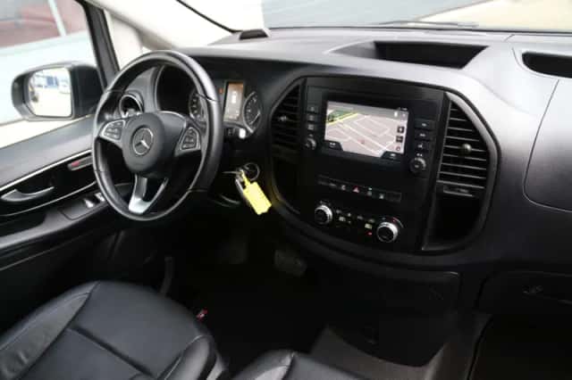 Mercedes-Benz Vito (2020) thumbnail 5