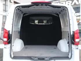 Mercedes-Benz Vito (2022) thumbnail 4