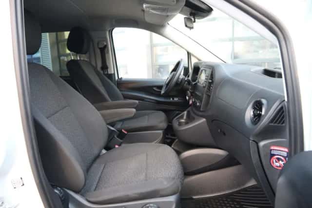 Mercedes-Benz Vito (2022) thumbnail 9