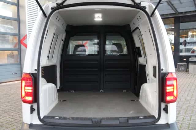 Volkswagen Caddy (2020) thumbnail 4
