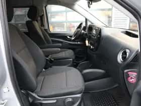 Mercedes-Benz Vito (2024) thumbnail 9