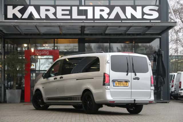 Mercedes-Benz Vito (2024) thumbnail 2