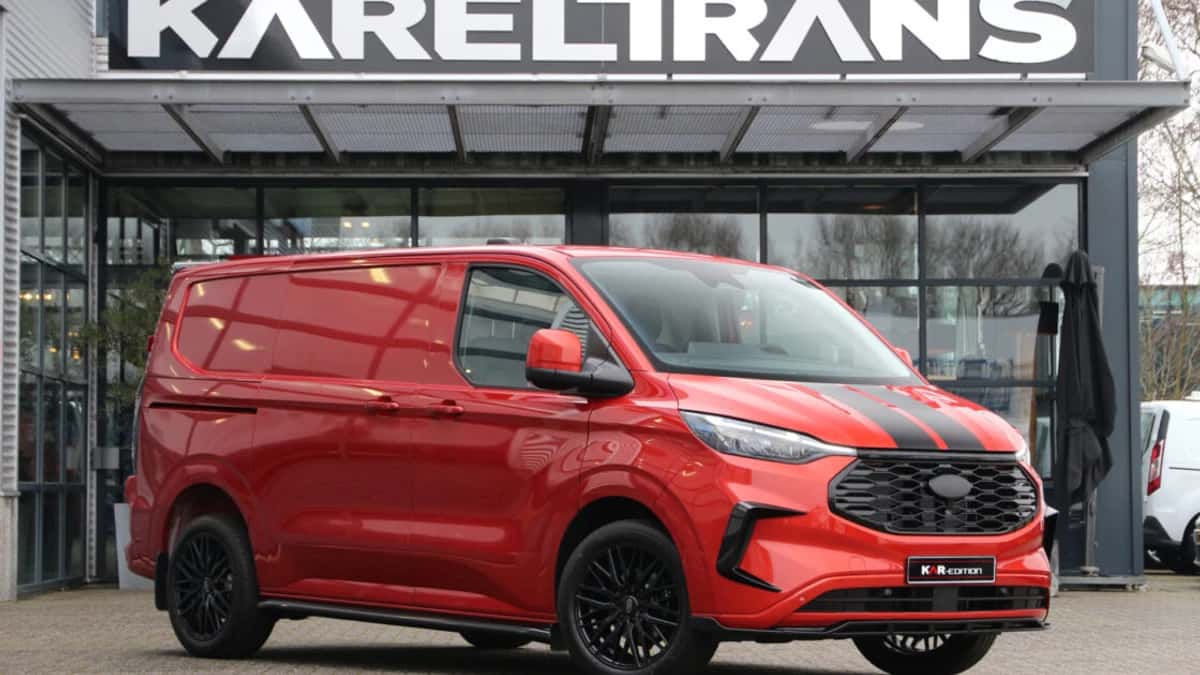 Ford Transit Custom (2024) — foto 1