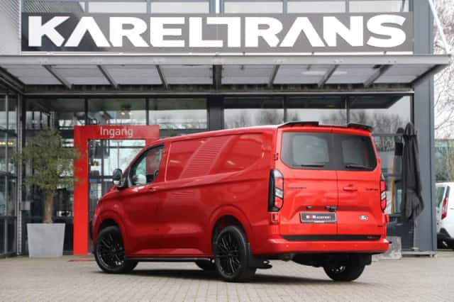 Ford Transit Custom (2024) thumbnail 2