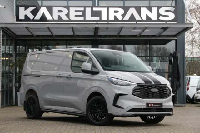 Ford Transit Custom (2024) thumbnail 1