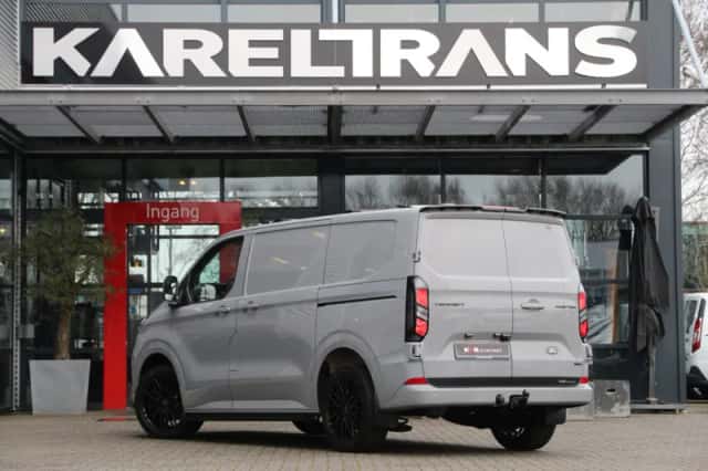 Ford Transit Custom (2024) thumbnail 2