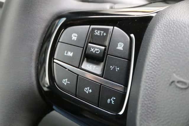 Ford Transit Custom (2024) thumbnail 11