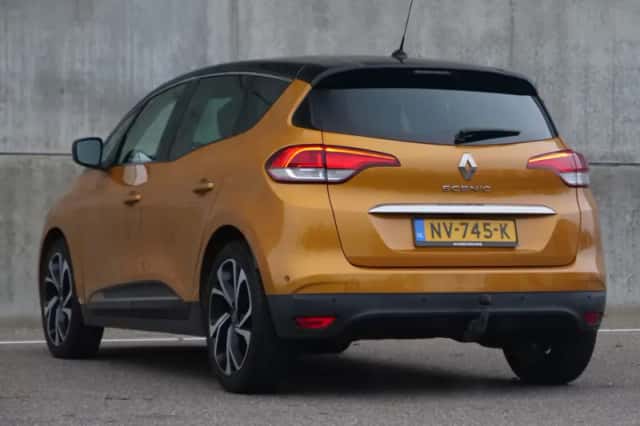 Renault Scénic (2017) thumbnail 11