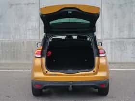 Renault Scénic (2017) thumbnail 3