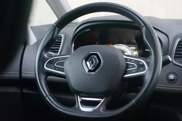 Renault Scénic (2017) thumbnail 5
