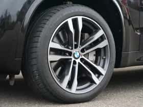 BMW X5 (2014) thumbnail 18