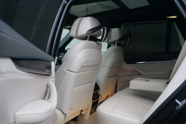 BMW X5 (2014) thumbnail 29