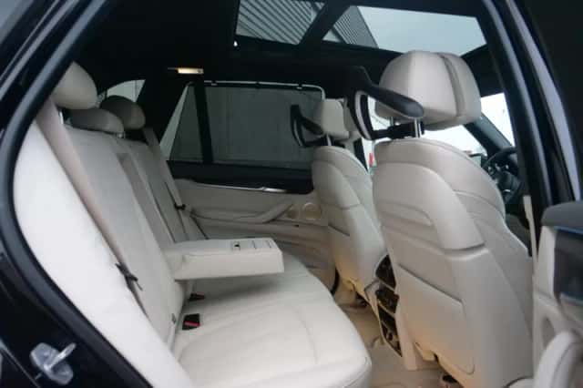 BMW X5 (2014) thumbnail 30