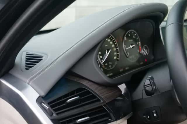 BMW X5 (2014) thumbnail 6
