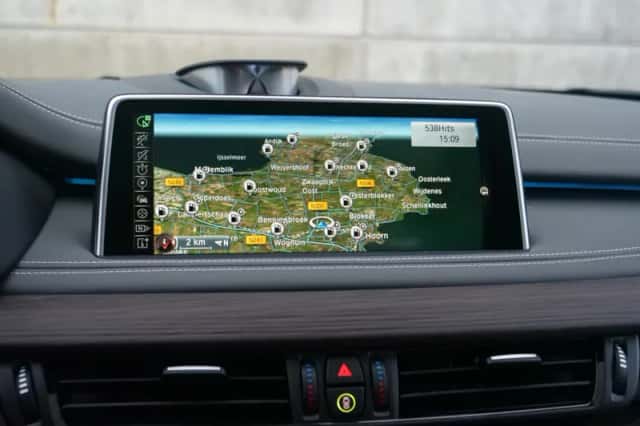 BMW X5 (2014) thumbnail 8