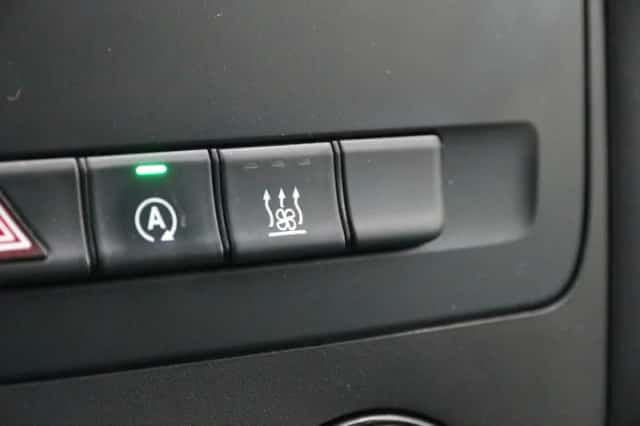 Mercedes-Benz Vito (2020) thumbnail 12