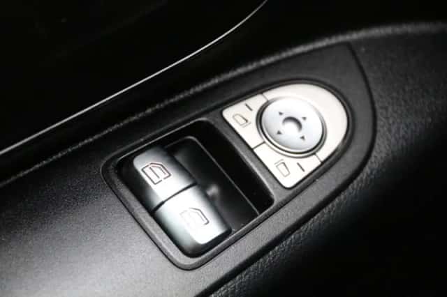 Mercedes-Benz Vito (2020) thumbnail 16