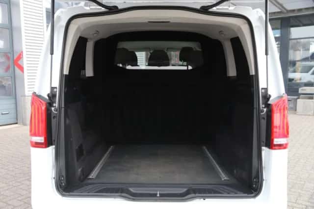 Mercedes-Benz Vito (2020) thumbnail 3