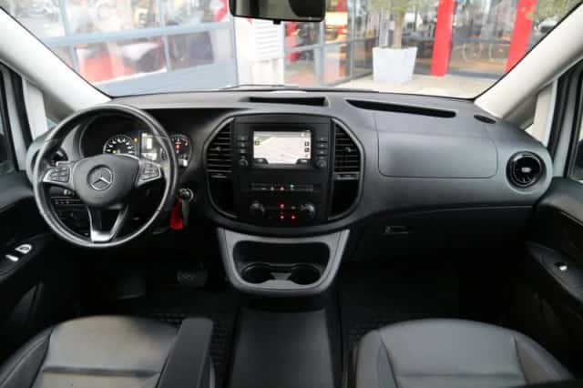 Mercedes-Benz Vito (2020) thumbnail 4