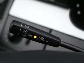 Mercedes-Benz Vito (2012) thumbnail 14