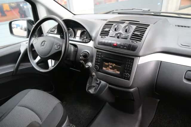 Mercedes-Benz Vito (2012) thumbnail 5
