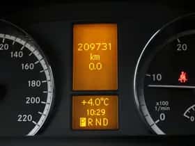 Mercedes-Benz Vito (2012) thumbnail 6