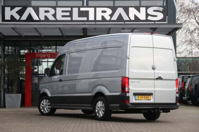 Volkswagen Crafter (2024) thumbnail 2