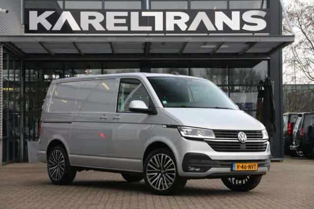 Volkswagen Transporter (2023) thumbnail 1