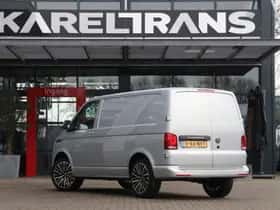 Volkswagen Transporter (2023) thumbnail 2