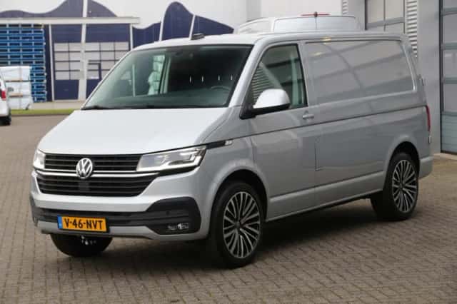 Volkswagen Transporter (2023) thumbnail 12