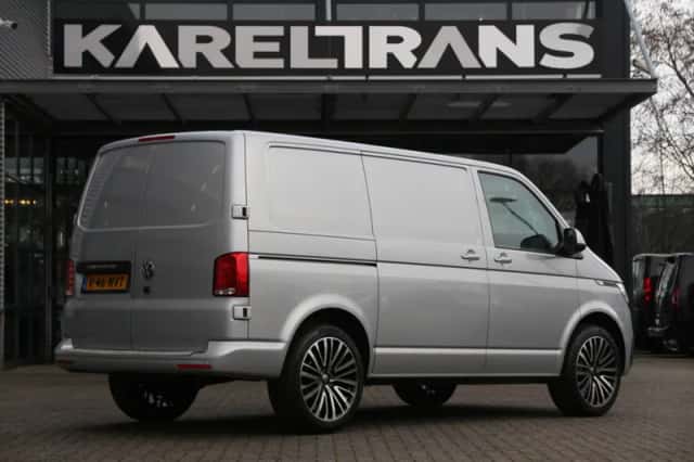 Volkswagen Transporter (2023) thumbnail 8