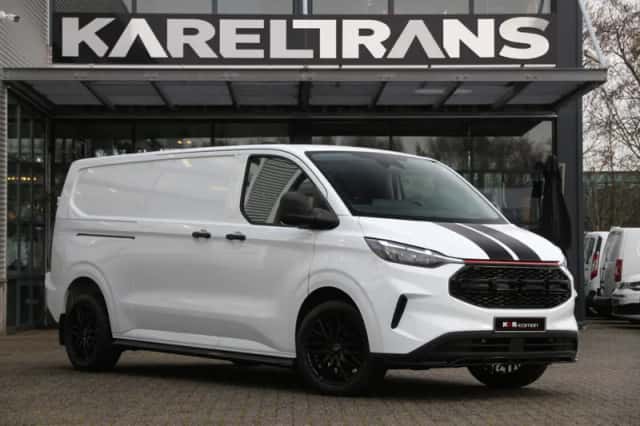 Ford Transit Custom (2024) thumbnail 1
