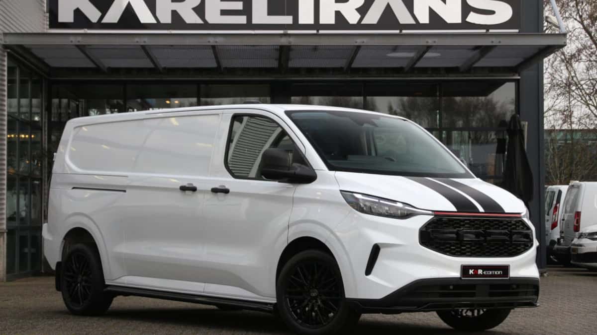 Ford Transit Custom (2024) — foto 1