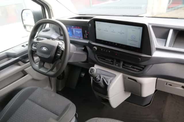 Ford Transit Custom (2024) thumbnail 5