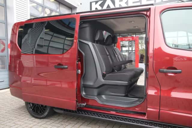 Renault Trafic (2022) thumbnail 13