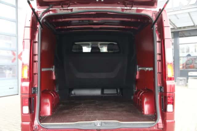 Renault Trafic (2022) thumbnail 4