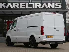 Mercedes-Benz Sprinter (2023) thumbnail 2