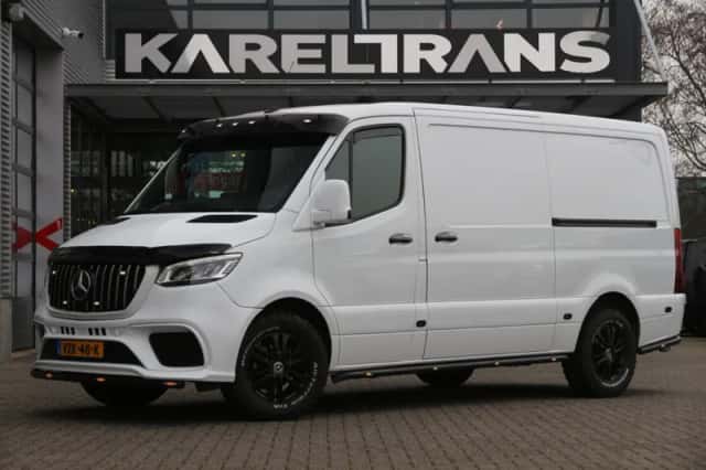 Mercedes-Benz Sprinter (2023) thumbnail 28