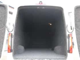 Mercedes-Benz Sprinter (2023) thumbnail 4