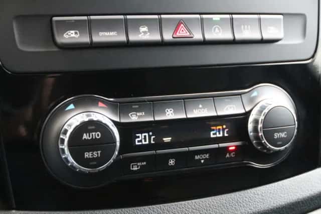 Mercedes-Benz Vito (2022) thumbnail 20