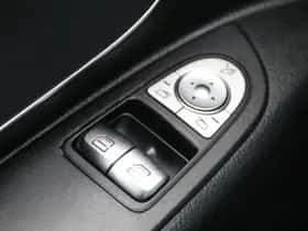 Mercedes-Benz Vito (2022) thumbnail 24