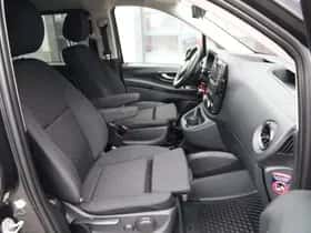 Mercedes-Benz Vito (2022) thumbnail 9