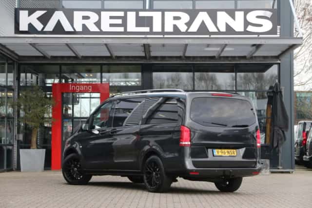Mercedes-Benz Vito (2022) thumbnail 2