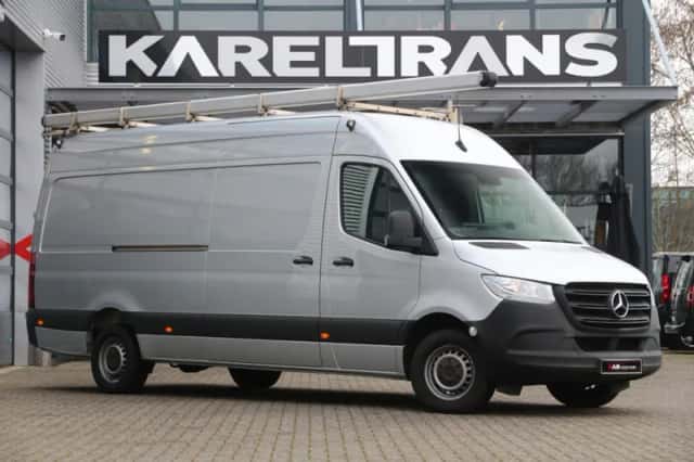 Mercedes-Benz Sprinter (2019) thumbnail 1