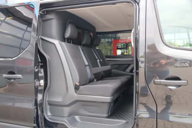 Renault Trafic (2022) thumbnail 18