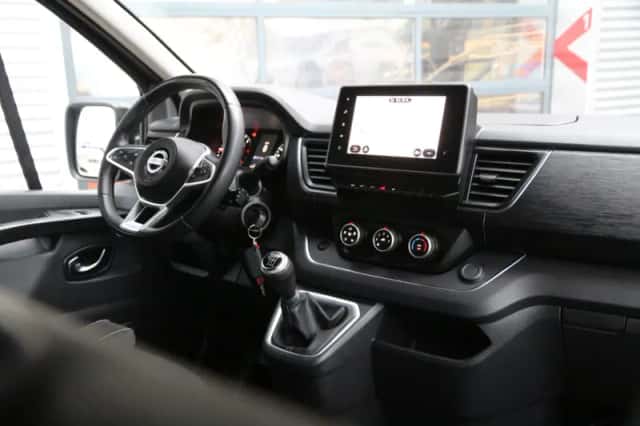 Renault Trafic (2022) thumbnail 5