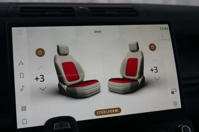 Land Rover Defender (2026) thumbnail 24